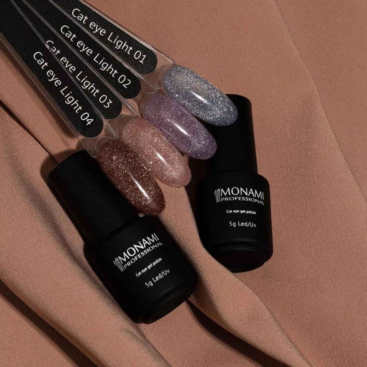 Monami Гель-лак Cat eye Light №01 5ml Monami Гель-лак Cat eye Light №01 5ml