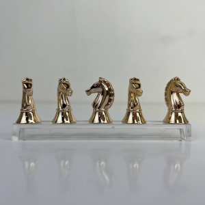 лошадь брон +