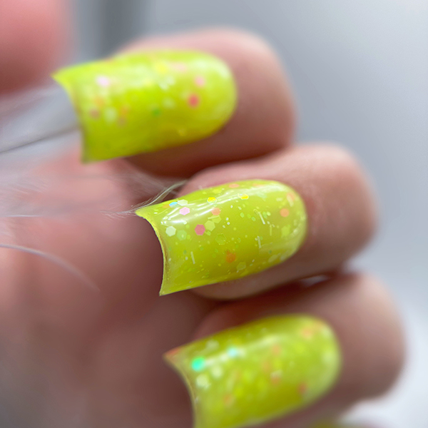 Patrisa-Nail-Гель-лак-№133-8мл-Fosfor1