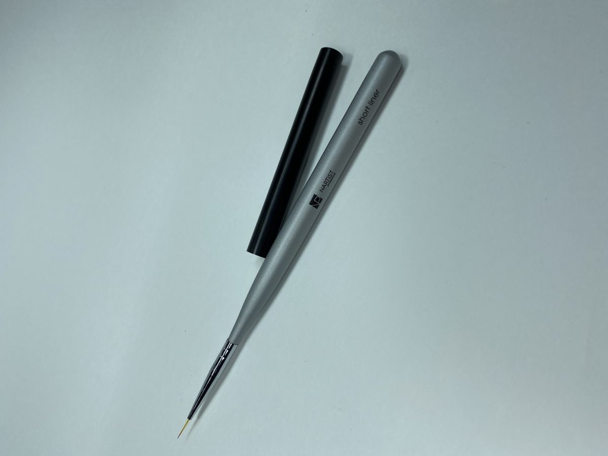 brush-short-liner